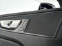 Volvo XC60 T6 Plug-in hybrid AWD Plus Black Edition | Panoramadak | Parkeercamera | Stoel- en Stuurverwarming | Harman Kardon