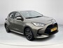Toyota Yaris 1.5 Hybrid Dynamic | Navigatie | Carplay | Licht metalen velgen | LED koplampen | Keyless entry |