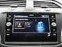 Volkswagen Tiguan 1.4 TSI eHybrid R-Line Business Automaat - Stoelverwarming - Navigatie - Side assist