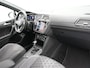 Volkswagen Tiguan 1.4 TSI eHybrid R-Line Business Automaat - Stoelverwarming - Navigatie - Side assist