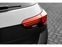 Volkswagen T-Roc Life Edition | 'App-Connect' draadloze smartphone integratie | Buitenspiegels elektrisch instel-, verwarm- en inklapbaar | Grootlichtassistent (Light Assist)