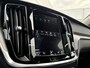 Volvo V60 2.0 T4 Inscription | Trekhaak | Panoramadak | Adaptive cruise control | Head-up display | Harman Kardon audio | Keyless | Achteruitrijcamera | Actieve LED koplampen | Stoelverwarming | Navigatie | Apple Carplay / Android Auto |