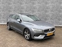 Volvo V60 2.0 T4 Inscription | Trekhaak | Panoramadak | Adaptive cruise control | Head-up display | Harman Kardon audio | Keyless | Achteruitrijcamera | Actieve LED koplampen | Stoelverwarming | Navigatie | Apple Carplay / Android Auto |