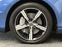 Volvo V40 2.0 T4 R-DESIGN 191 PK SPORT AUTOMAAT STOELVERWARMING AFN. TREKHAAK NAVIGATIE HALF LEDER CRUISE CONTROL