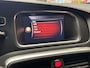 Volvo V40 2.0 T4 R-DESIGN 191 PK SPORT AUTOMAAT STOELVERWARMING AFN. TREKHAAK NAVIGATIE HALF LEDER CRUISE CONTROL