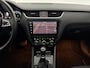 Skoda Octavia 1.0 TSI | Pano | Sfeer | Carplay | Camera | Clima | Canton | Cruise | Keyless | Trekh. | Stoelverw. | Parkeersens.