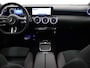 Mercedes-Benz A-klasse 180 Star Edition AMG Line | Panoramadak | Apple Car Play | 18-Inch | LED | MBUX | Stoelverwarming |