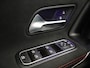 Mercedes-Benz A-klasse 180 Star Edition AMG Line | Panoramadak | Apple Car Play | 18-Inch | LED | MBUX | Stoelverwarming |