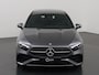 Mercedes-Benz A-klasse 180 Star Edition AMG Line | Panoramadak | Apple Car Play | 18-Inch | LED | MBUX | Stoelverwarming |
