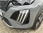 Peugeot 2008 1.2 Hybrid 145 PK GT | Automaat Hybride | Alcantara Bekleding | Stoelverwarming & Massage | Navigatie Via Telefoon | Parkeer Camera | Keyless Entry | Full LED Verlichting | Zwart Dak | Cruise Control Adaptief | Climate Control | Hoge Zitpositie.