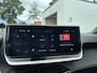 Peugeot 2008 1.2 Hybrid 145 PK Allure | Automaat Hybride | Adaptieve Cruise Control | 360 Graden Camera | Parkeersensoren V+A | Hoge Zitpositie | Climate Control | Stoelverwarming | Navigatie via Telefoon | Apple Carplay & Android Auto draadloos |LED Verlichting | 17" Lichtmetalen Velgen |