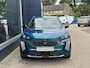 Peugeot 2008 1.2 Hybrid 145 PK Allure | Automaat Hybride | Adaptieve Cruise Control | 360 Graden Camera | Parkeersensoren V+A | Hoge Zitpositie | Climate Control | Stoelverwarming | Navigatie via Telefoon | Apple Carplay & Android Auto draadloos |LED Verlichting | 17" Lichtmetalen Velgen |