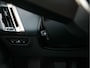 BMW iX xDrive40 High Executive 77 kWh ( 3-Fase ) {SOH-100%} (INCL-BTW) Aut. *PANO | HEAD-UP | HARMAN/KARDON-SURROUND | SOFT-CLOSE | DAB+ | DIGI-COCKPIT | HEATED-COMFORTSEATS | FULL-LED | CARPLAY | TOWBAR | AMBIENT-LIGHT | TOPVIEW | MEMORY-PACK |