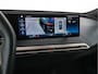 BMW iX xDrive40 High Executive 77 kWh ( 3-Fase ) {SOH-100%} (INCL-BTW) Aut. *PANO | HEAD-UP | HARMAN/KARDON-SURROUND | SOFT-CLOSE | DAB+ | DIGI-COCKPIT | HEATED-COMFORTSEATS | FULL-LED | CARPLAY | TOWBAR | AMBIENT-LIGHT | TOPVIEW | MEMORY-PACK |