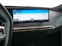 BMW iX xDrive40 High Executive 77 kWh ( 3-Fase ) {SOH-100%} (INCL-BTW) Aut. *PANO | HEAD-UP | HARMAN/KARDON-SURROUND | SOFT-CLOSE | DAB+ | DIGI-COCKPIT | HEATED-COMFORTSEATS | FULL-LED | CARPLAY | TOWBAR | AMBIENT-LIGHT | TOPVIEW | MEMORY-PACK |