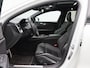 Volvo V60 2.0 T6 340 Pk Automaat Recharge AWD R-Design | Panoramadak | Harman/Kardon | Elektrische Achterklep | Stoelverwarming | 19 Inch | 105.407 Km!!