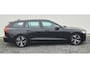 Volvo V60 2.0 B4 Plus Dark Leder pakket RG0R - 18” Wielen - Climate - Donkere hemel - Electrisch bedienbare voorstoelen met memory