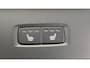Volvo V60 2.0 B4 Plus Dark Leder pakket RG0R - 18” Wielen - Climate - Donkere hemel - Electrisch bedienbare voorstoelen met memory