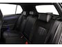 Volkswagen Golf R-Line Edition 1.5 eTSI 150pk DSG Automaat Panoramadak, LED matrix koplampen, Harman Kardon audio, Adaptive cruise ontrol, Achteruitrijcamera