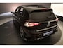 Volkswagen Golf R-Line Edition 1.5 eTSI 150pk DSG Automaat Panoramadak, LED matrix koplampen, Harman Kardon audio, Adaptive cruise ontrol, Achteruitrijcamera