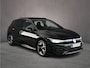 Volkswagen Golf R-Line Edition 1.5 eTSI 150pk DSG Automaat Panoramadak, LED matrix koplampen, Harman Kardon audio, Adaptive cruise ontrol, Achteruitrijcamera