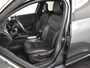 Renault Clio 1.0 TCe Initiale Paris 90pk | Lederen bekleding | Dodehoekdetectie | Bose audio | Navigatie | Keyless | Privacy glass | Camera achter | 17"LMV