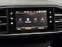 Peugeot 308 1.2 PureTech Tech Edition Half leder, Navi, Parkeersensoren, Cruise control, A start stop, Clima, Navi, Lichtmetalen velgen