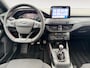 Ford Focus 1.0 EcoBoost ST Line Business | Dealer onderhouden | Navigatie | Apple carplay & Android auto | Adaptief cruise control | Winter pack | Parkeersensoren voor en achter | Achteruitrijcamera | B&O audio | 18" lichtmetalen velgen | Privacy glas |