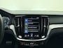 Volvo V60 B3 177pk R-Design / Adapt. Cruise / BLIS / Elektr. Bestuurdersstoel / Stoel + Stuurw. Verwarming / Sportstoelen / Elektr. Achterklep / PDC + Camera / DAB / Getint glas / 18'' / Keyless /
