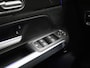 Mercedes-Benz GLB 200 Business Solution AMG | Automaat| Stoelverwarming | Panoramadak | Sfeerverlichting | Cruise Control | Memory Seats |