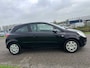 Opel Corsa 1.4-16V Business lees advertentie !