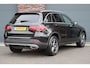 Mercedes-Benz GLC 300e 4MATIC Premium Plus | Distronic+ | Panoramadak | Memory | Leder | Trekhaak | Camera | Sfeerverlichting | Augmented Reality | Stoelverwarming |