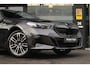 BMW 5-Serie Touring 520i M-sport Pano H&K HuD Memory El.Haak Laser Stoelkoeling Keyless Ambient Drivin