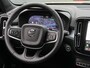 Volvo XC40 2.0 B4 Plus Dark Harman-Kardon premium sound system, Electr. verstelbare voorstoelen, Verwarmde voorstoelen + stuurwiel, Trekhaak semi electrisch, Parkeer camera.
