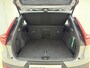 Volvo XC40 B4 211pk Plus Dark / Harman&Kardon / El. Trekhaak / El. Stoelen / Stoel + Stuurw. Verwarming / BLIS / ACC / PDC + CAM / Verw. Voorruit /