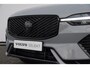 Volvo XC60 T6 350PK Facelift AWD Plus Black Edition Apple Carplay / Adaptive cruise control / Panorama dak / Sportstoelen / Elektrisch bedienbare bestuurderstoel met geheugen / Keyless Entry / Elektrische achterklep