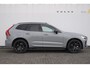 Volvo XC60 T6 350PK Facelift AWD Plus Black Edition Apple Carplay / Adaptive cruise control / Panorama dak / Sportstoelen / Elektrisch bedienbare bestuurderstoel met geheugen / Keyless Entry / Elektrische achterklep