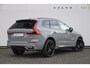 Volvo XC60 T6 350PK Facelift AWD Plus Black Edition Apple Carplay / Adaptive cruise control / Panorama dak / Sportstoelen / Elektrisch bedienbare bestuurderstoel met geheugen / Keyless Entry / Elektrische achterklep