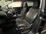 Peugeot 5008 1.2 PureTech Allure Avantage 7 PERSOONS PANORAMADAK VOL LEDER AFN. TREKHAAK STOELVERWARMING CRUISE CONTROL NAVIGATIE 3010