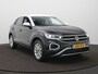 Volkswagen T-Roc 1.5 TSI Life Business DSG / Camera / Virtual / Massage