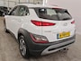 Hyundai Kona 1.6 GDI HEV 141 pk Automaat Comfort Smart | Trekhaak | CarPlay | Achteruitrijcamera | PDC | Navigatie | DAB | 16"