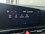 Kia Niro EV DynamicLine 64.8kWh 204pk | Camera | Carplay | Inklapbare spiegels | Adaptive cruise controle | Keyless entry | Full LED | Lichtmetalen velgen 17'' | Navigatie | Parkeersensoren voor en achter | 1e eigenaar | Half lederen bekleding | 1e eigenaar