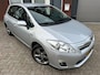 Toyota Auris 1.8 Full Hybrid Dynamic Business / Camera / Navi / PDC / Clima