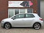 Toyota Auris 1.8 Full Hybrid Dynamic Business / Camera / Navi / PDC / Clima