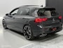Volkswagen Golf 8 1.5 eTSI R-Line DSG PANO ACC SFEER IQ BLIND