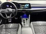Volkswagen Golf 8 1.5 eTSI R-Line DSG PANO ACC SFEER IQ BLIND