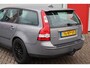 Volvo V50 2.4 Momentum | Origineel NL | Cruise Control | Trekhaak | Radio |