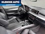 BMW X5 XDrive30d 6-cilinder 259PK Leer AWD 4x4 Xenon Trekhaak GRIJS KENTEKEN 18inch Stoelverwarming