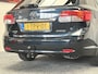 Toyota Avensis WAGON 1.8 VVTi BUSINESS TREKHAAK ACHTERUITRIJ CAMERA CRUISE CONTROL CLIMATE CONTROL NAVIGATIE ZEER MOOI !!!