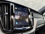 Volvo XC60 2.0 T6 Plug-in hybrid AWD R-Design | Long Range | Trekhaak | Luchtvering | 21'' velgen | 360 camera | Adaptieve cruise control | Elektrische stoelverstelling | Actieve LED koplampen | Stoel- en stuurwielverwarming |